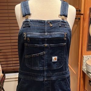 Medium Carhartt relaxed fit overalls